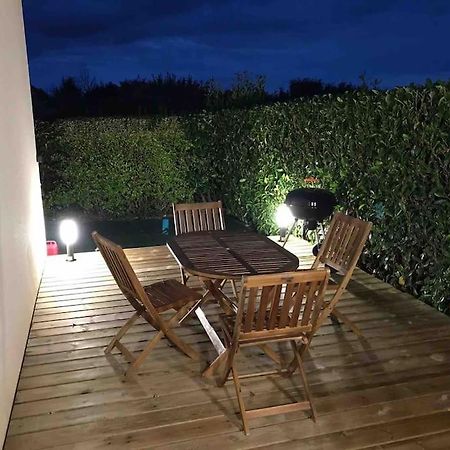 Maisonnette Avec Terrasse Argences Екстериор снимка
