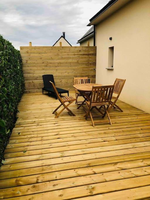 Maisonnette Avec Terrasse Argences Екстериор снимка