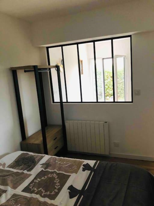 Maisonnette Avec Terrasse Argences Екстериор снимка